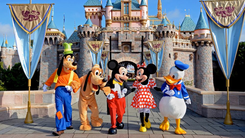How To Plan A Trip To Disney World: Low Budget, Enjoy Everything